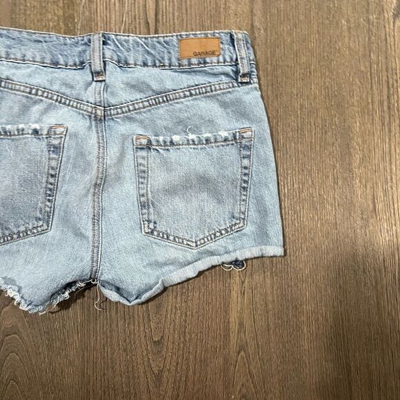 Garage Midi Jean Shorts Light Wash Distressed Raw Hem Size 1 - Picture 8 of 9